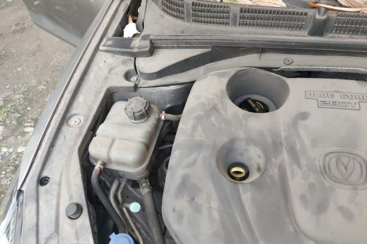 Used CHANGAN Eado 2020 PLUS Blue Whale NE 1.4T GDI DCT Prestige Model Engine Bay Right
