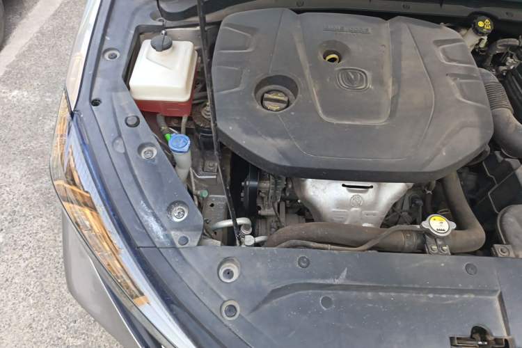 Used CHANGAN Eado 2020 PLUS 1.6L GDI Manual Luxury Model Engine Bay Right