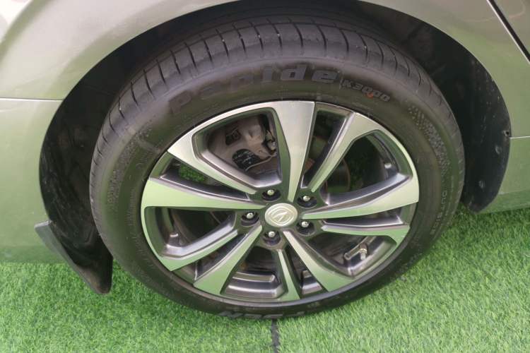 Used CHANGAN Eado 2020 PLUS Blue Whale NE 1.4T GDI DCT Flagship Model Exterior 5
