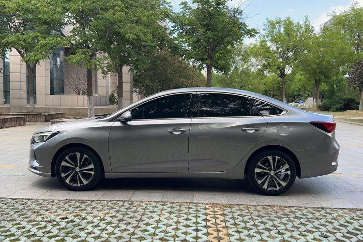 Used CHANGAN Eado 2020 PLUS Blue Whale NE 1.4T GDI DCT Flagship Model Exterior 7