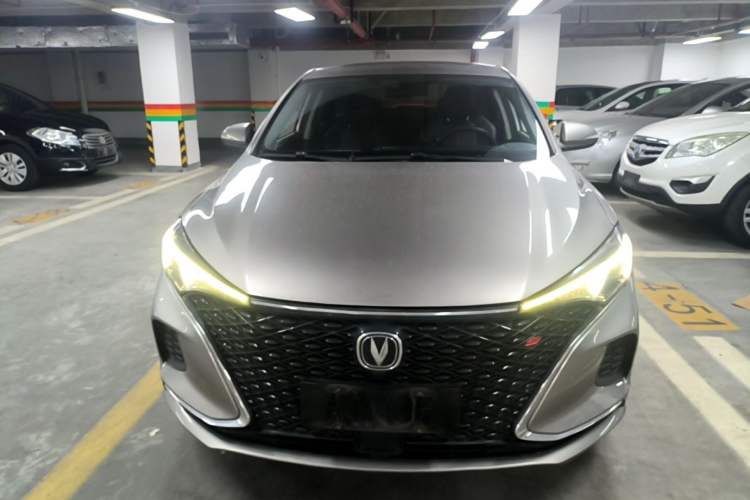 Used CHANGAN Eado 2020 PLUS Blue Whale NE 1.4T GDI DCT Prestige Model Front