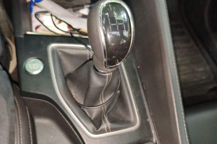 Used CHANGAN Eado 2020 PLUS 1.6L GDI Manual Luxury Model Gear Lever