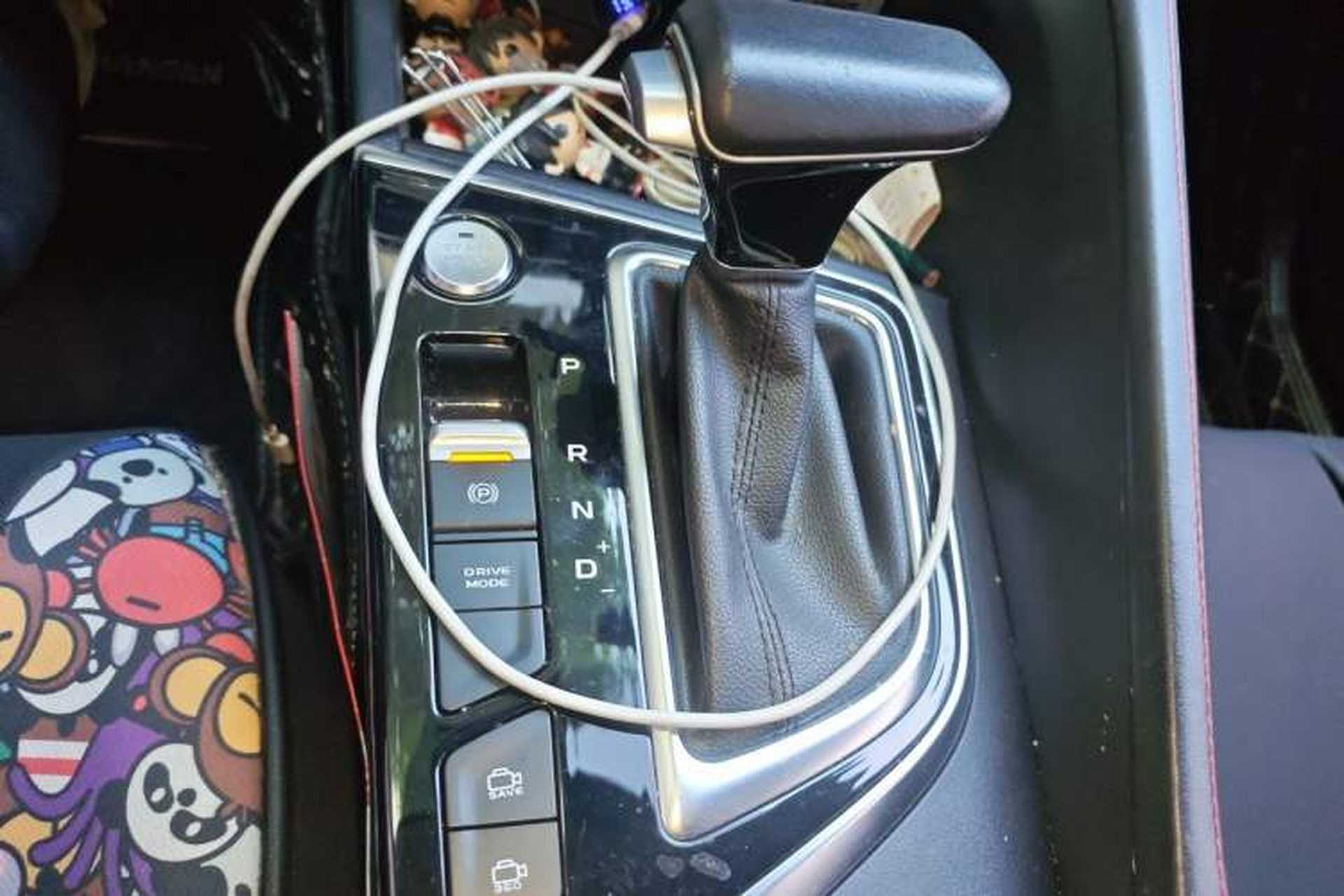 Used CHANGAN Eado 2020 PLUS Blue Whale NE 1.4T GDI DCT Flagship Model Gear Lever