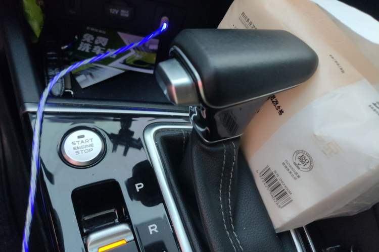 Used CHANGAN Eado 2020 PLUS Blue Whale NE 1.4T GDI DCT Prestige Model Gear Lever
