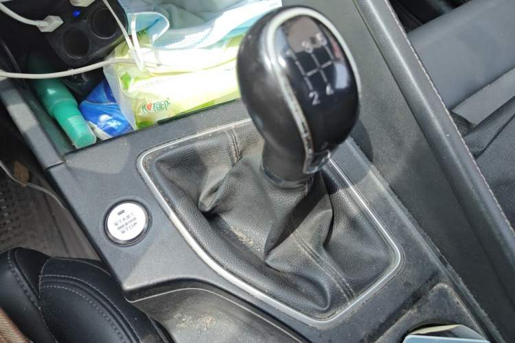 Used CHANGAN Eado 2020 PLUS 1.6L GDI Manual Elite Model Gear Lever