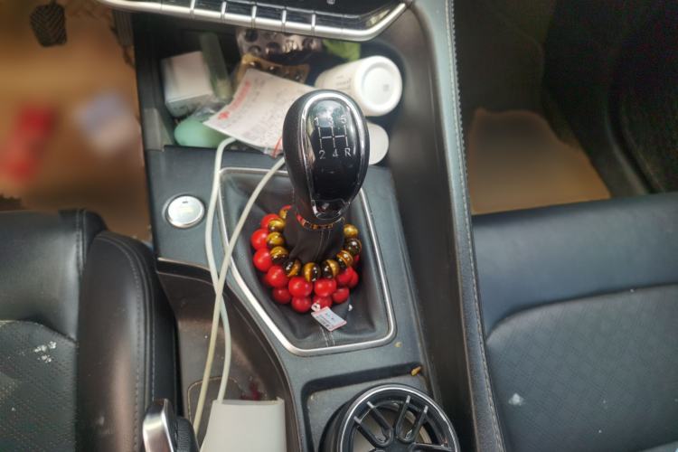 Used CHANGAN Eado 2020 PLUS 1.6L GDI Manual Elite Model Gear Lever