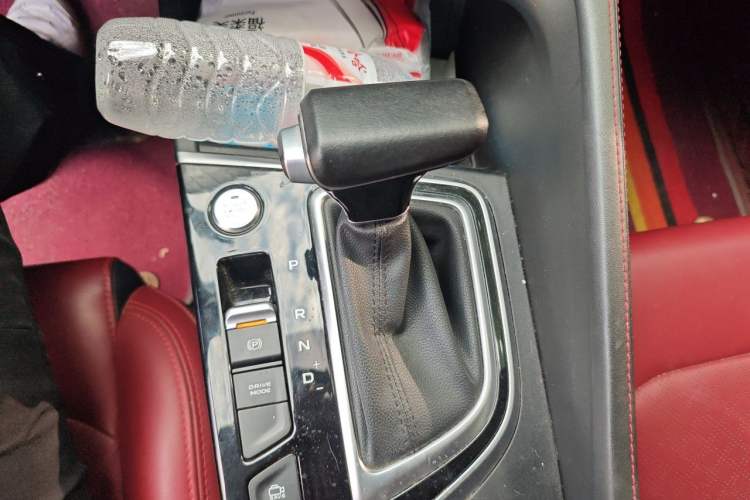 Used CHANGAN Eado 2020 PLUS Blue Whale NE 1.4T GDI DCT Flagship Model Gear Lever