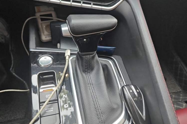 Used CHANGAN Eado 2020 PLUS Blue Whale NE 1.4T GDI DCT Flagship Model Gear Lever