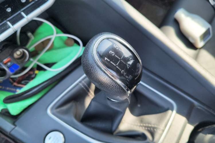 Used CHANGAN Eado 2020 PLUS 1.6L GDI Manual Elite Model Gear Lever