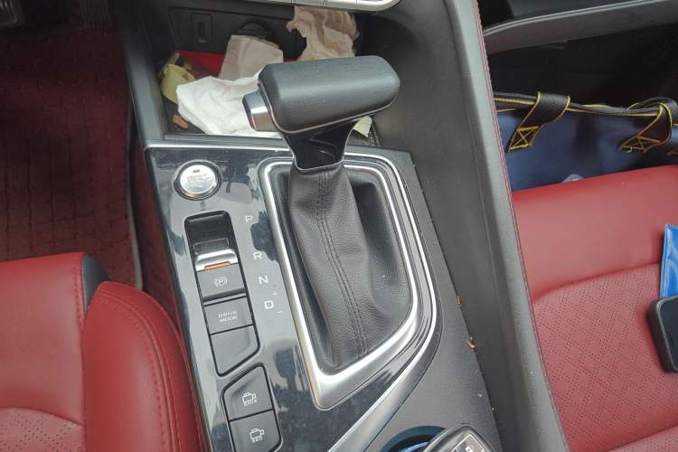 Used CHANGAN Eado 2020 PLUS Blue Whale NE 1.4T GDI DCT Flagship Model Gear Lever