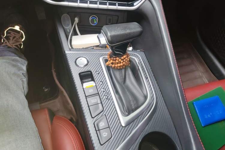 Used CHANGAN Eado 2020 PLUS Blue Whale NE 1.4T GDI DCT Flagship Model Gear Lever