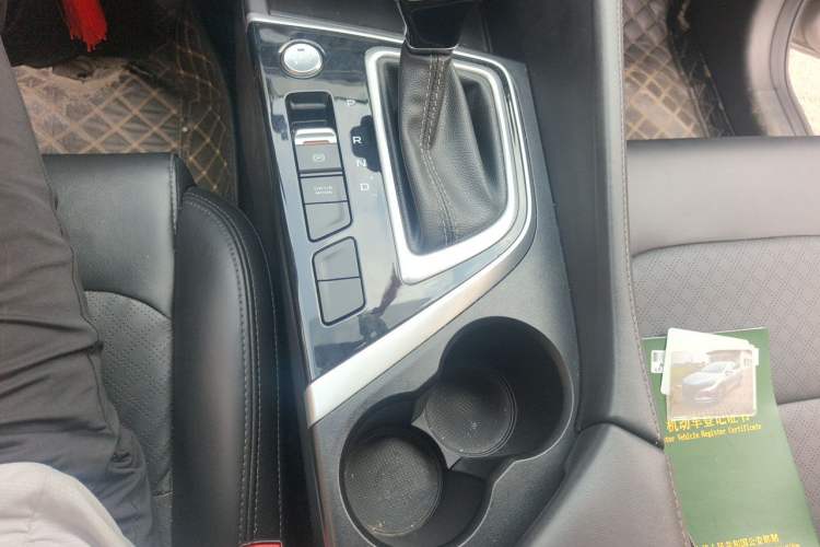Used CHANGAN Eado 2020 PLUS Blue Whale NE 1.4T GDI DCT Prestige Model Gear Lever