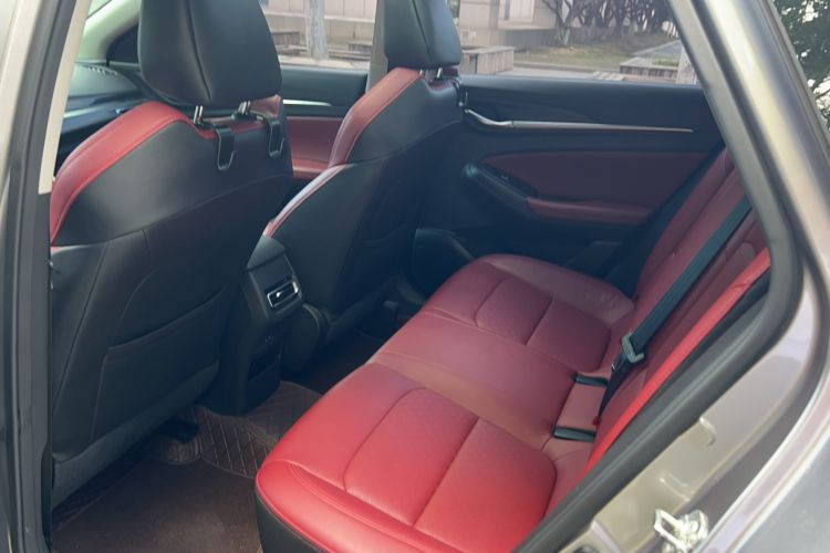 Used CHANGAN Eado 2020 PLUS Blue Whale NE 1.4T GDI DCT Flagship Model Interior 2