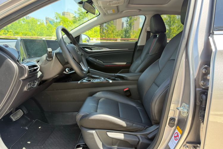 Used CHANGAN Eado 2020 PLUS Blue Whale NE 1.4T GDI DCT Prestige Model Interior 2