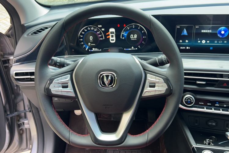 Used CHANGAN Eado 2020 PLUS Blue Whale NE 1.4T GDI DCT Flagship Model Interior 5