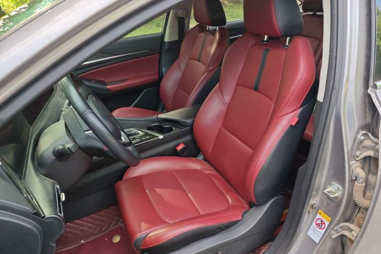 Used CHANGAN Eado 2020 PLUS Blue Whale NE 1.4T GDI DCT Flagship Model Left Front Seat