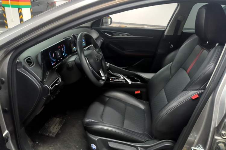 Used CHANGAN Eado 2020 PLUS Blue Whale NE 1.4T GDI DCT Prestige Model Left Front Seat