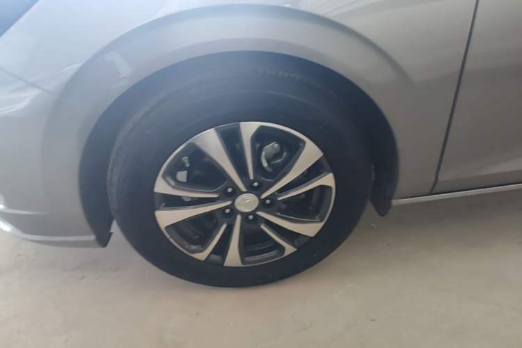 Used CHANGAN Eado 2020 PLUS Blue Whale NE 1.4T GDI DCT Prestige Model Left Front Wheel Hub