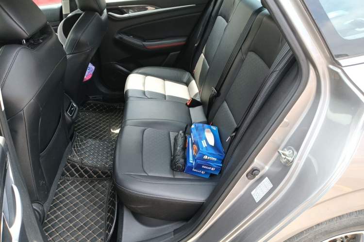 Used CHANGAN Eado 2020 PLUS Blue Whale NE 1.4T GDI DCT Prestige Model Left Rear Seat