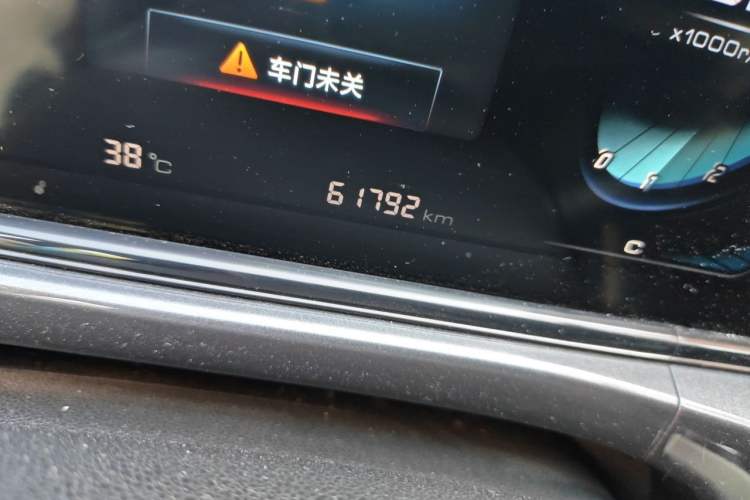 Used CHANGAN Eado 2020 PLUS Million Edition 1.6L GDI CVT Luxury Model Odometer Close Up