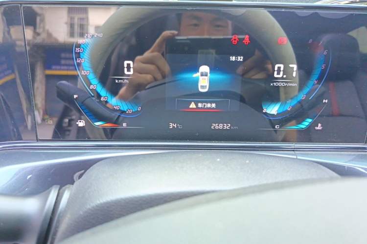 Used CHANGAN Eado 2020 PLUS 1.6L GDI Manual Luxury Model Odometer Close Up