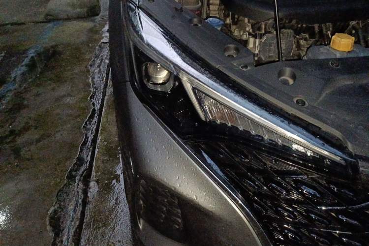 Used CHANGAN Eado 2020 PLUS Blue Whale NE 1.4T GDI DCT Flagship Model Right Front Headlight