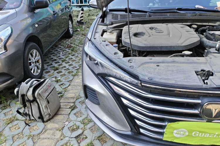 Used CHANGAN Eado 2020 PLUS Million Edition 1.6L GDI CVT Luxury Model Right Front Headlight