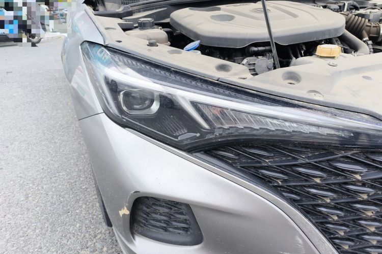 Used CHANGAN Eado 2020 PLUS Blue Whale NE 1.4T GDI DCT Flagship Model Right Front Headlight