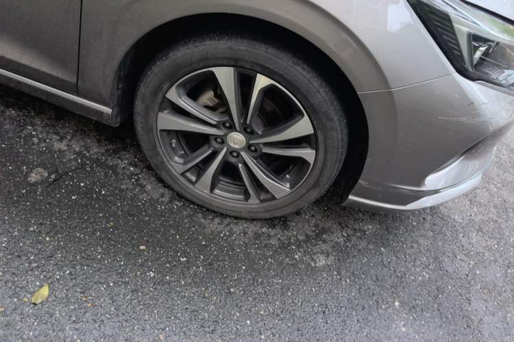 Used CHANGAN Eado 2020 PLUS Blue Whale NE 1.4T GDI DCT Flagship Model Right Front Wheel Hub