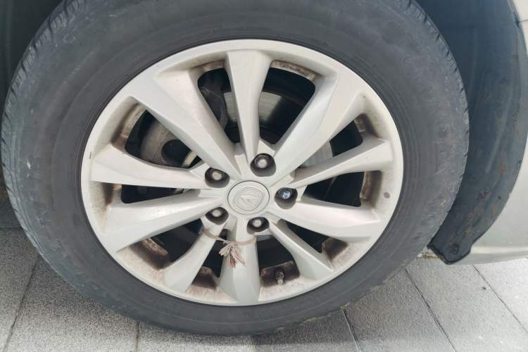 Used CHANGAN Eado 2020 PLUS 1.6L GDI Manual Elite Model Right Front Wheel Hub