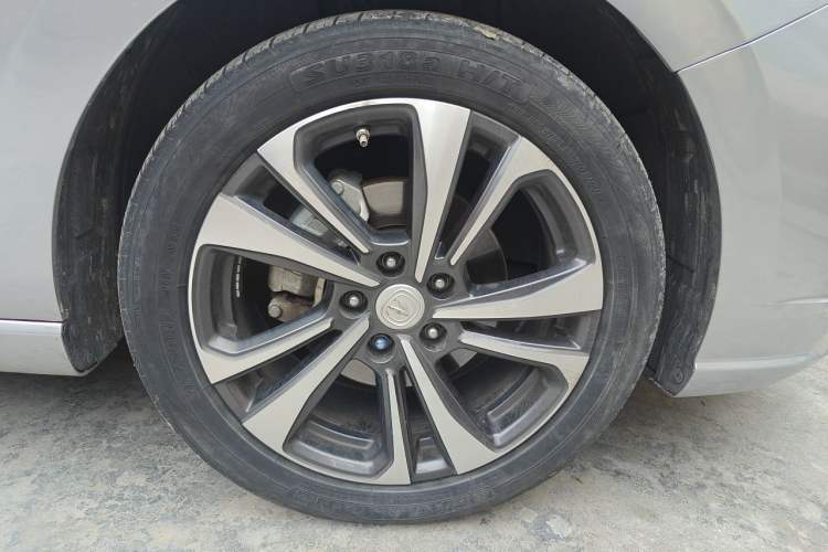 Used CHANGAN Eado 2020 PLUS Blue Whale NE 1.4T GDI DCT Flagship Model Right Front Wheel Hub