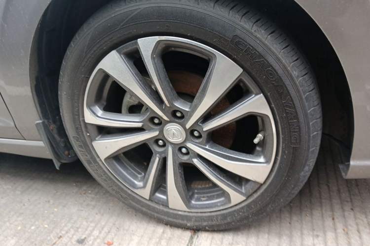Used CHANGAN Eado 2020 PLUS Blue Whale NE 1.4T GDI DCT Flagship Model Right Front Wheel Hub