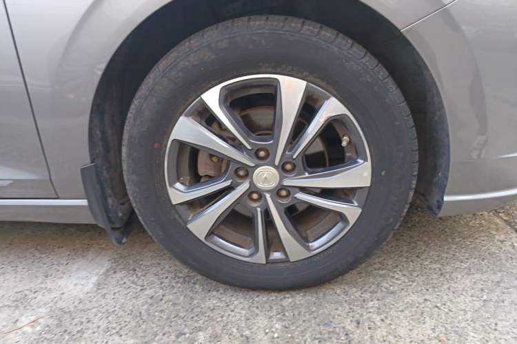 Used CHANGAN Eado 2020 PLUS 1.6L GDI Manual Luxury Model Right Front Wheel Hub