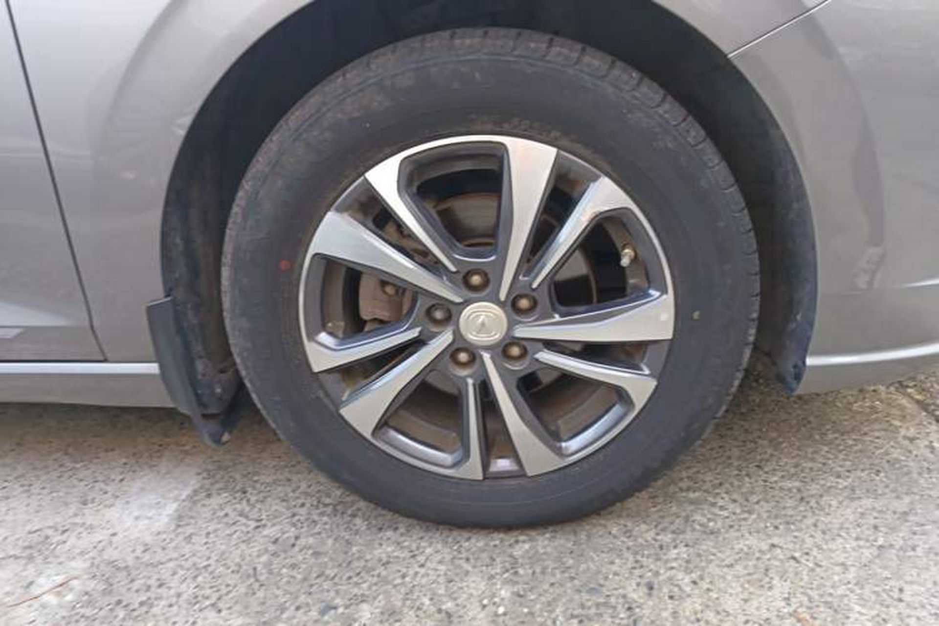 Used CHANGAN Eado 2020 PLUS 1.6L GDI Manual Luxury Model Right Front Wheel Hub