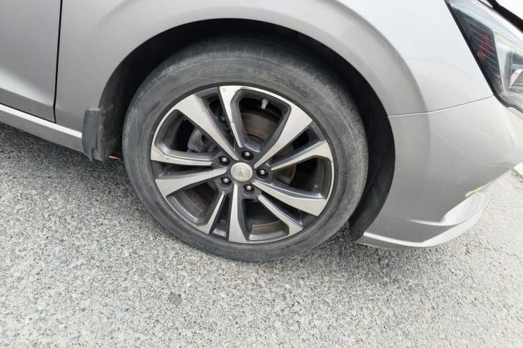 Used CHANGAN Eado 2020 PLUS Blue Whale NE 1.4T GDI DCT Flagship Model Right Front Wheel Hub