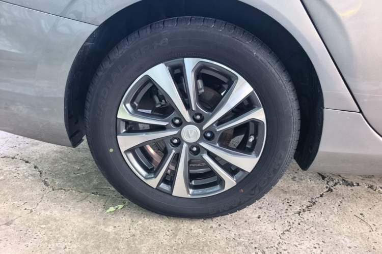 Used CHANGAN Eado 2020 PLUS Blue Whale NE 1.4T GDI DCT Prestige Model Right Rear Wheel Hub