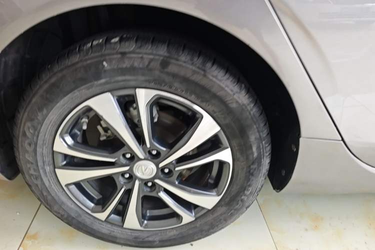 Used CHANGAN Eado 2020 PLUS Blue Whale NE 1.4T GDI DCT Prestige Model Right Rear Wheel Hub