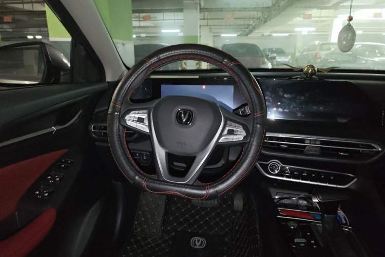 Used CHANGAN Eado 2020 PLUS Blue Whale NE 1.4T GDI DCT Flagship Model Steering Wheel