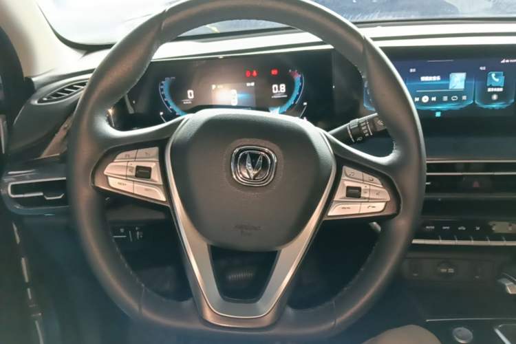 Used CHANGAN Eado 2020 PLUS Blue Whale NE 1.4T GDI DCT Prestige Model Steering Wheel