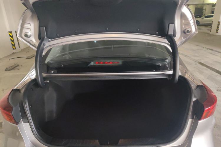 Used CHANGAN Eado 2020 PLUS Blue Whale NE 1.4T GDI DCT Prestige Model Trunk