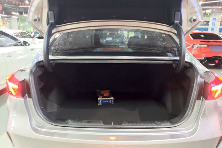 Used CHANGAN Eado 2020 PLUS Blue Whale NE 1.4T GDI DCT Prestige Model Trunk