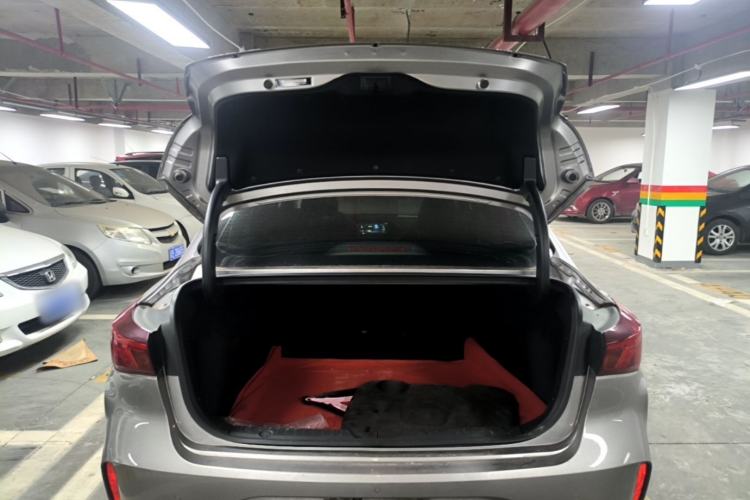 Used CHANGAN Eado 2020 PLUS Blue Whale NE 1.4T GDI DCT Prestige Model Trunk