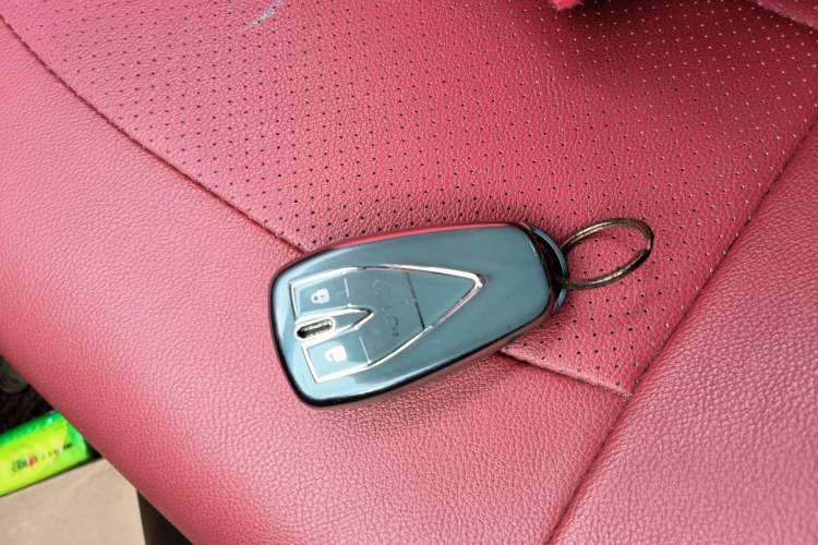 Used CHANGAN Eado 2020 PLUS Blue Whale NE 1.4T GDI DCT Flagship Model Vehicle Key