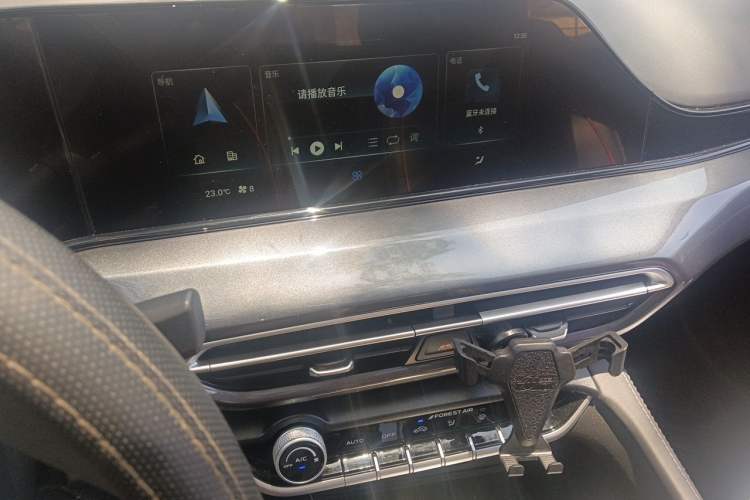 Used CHANGAN Eado 2020 PLUS Million Edition 1.6L GDI CVT Luxury Model Audio And AC Panel
