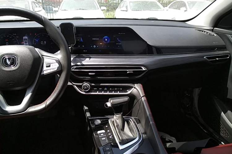 Used CHANGAN Eado 2020 PLUS Blue Whale NE 1.4T GDI DCT Flagship Model Audio And AC Panel