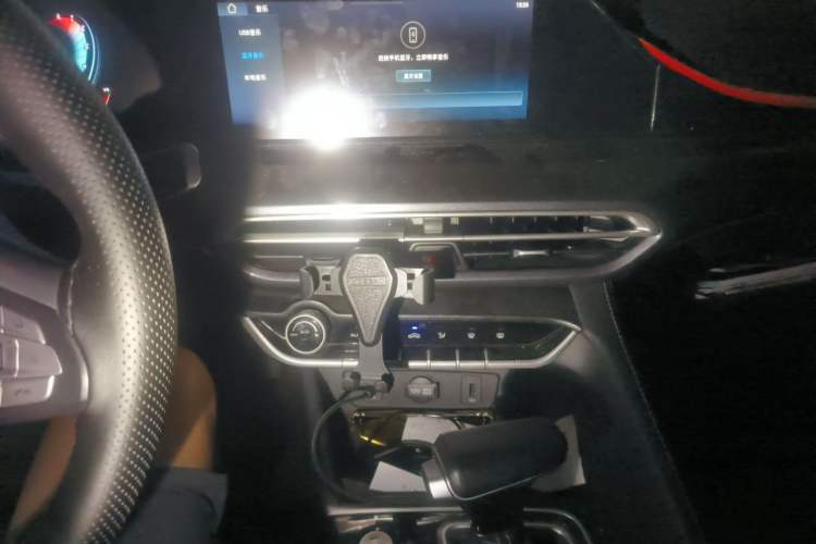 Used CHANGAN Eado 2020 PLUS 1.6L GDI Automatic Luxury Model Audio And AC Panel