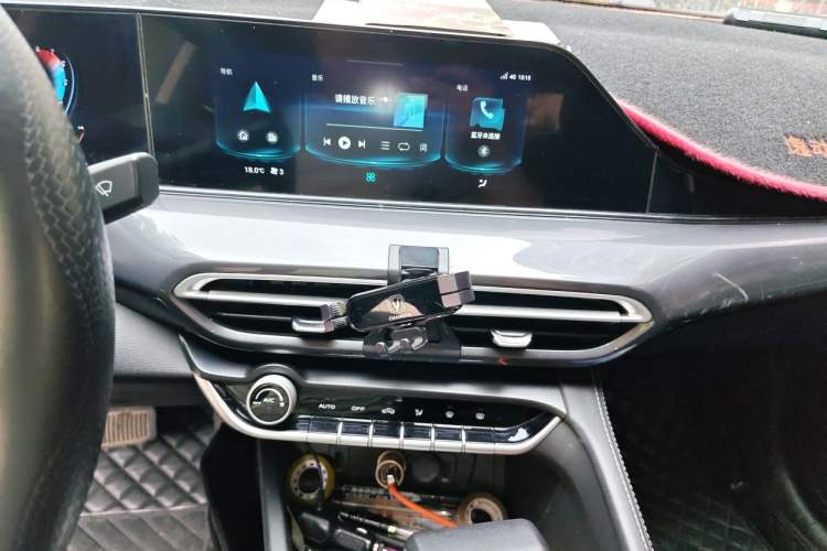Used CHANGAN Eado 2020 PLUS Blue Whale NE 1.4T GDI DCT Prestige Model Audio And AC Panel