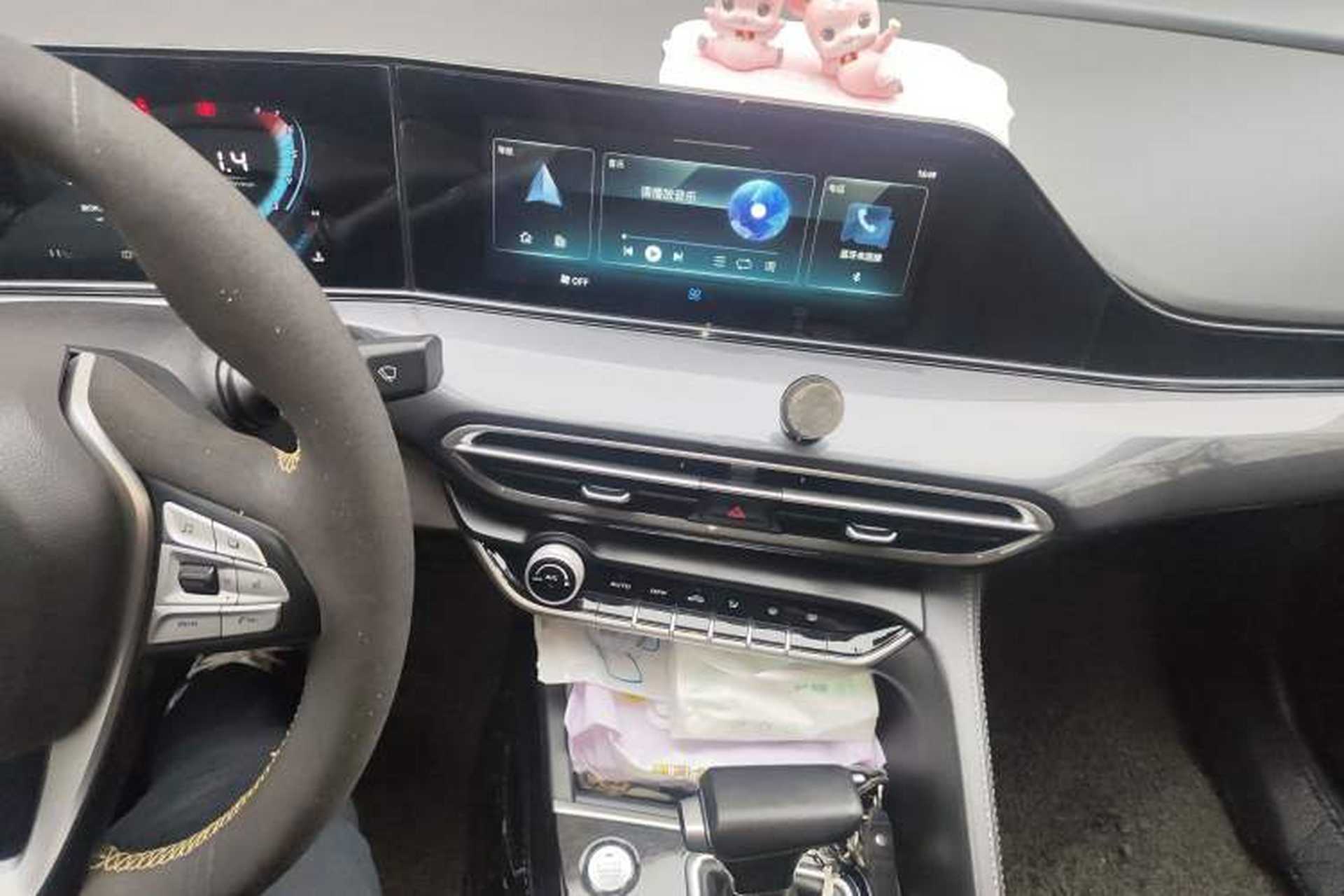 Used CHANGAN Eado 2020 PLUS 1.6L GDI Automatic Luxury Model Audio And AC Panel