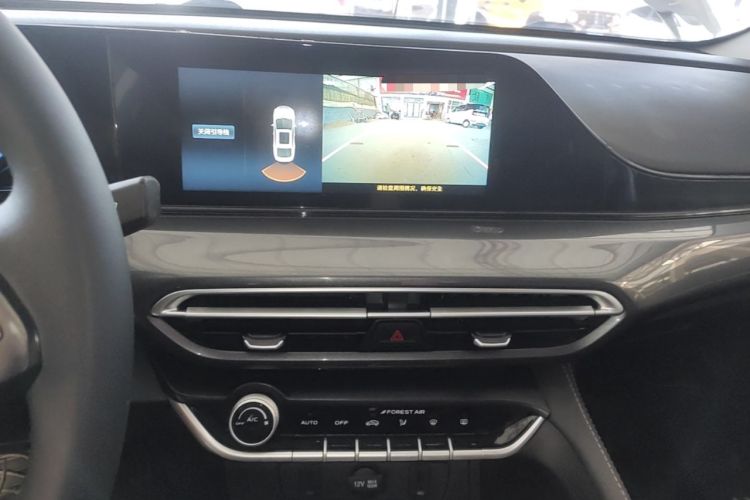 Used CHANGAN Eado 2020 PLUS Million Edition 1.6L GDI CVT Luxury Model Audio And AC Panel