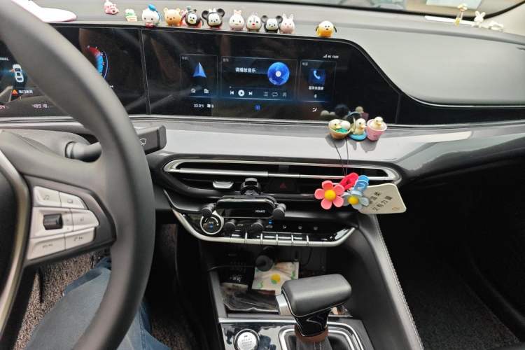 Used CHANGAN Eado 2020 PLUS Blue Whale NE 1.4T GDI DCT Prestige Model Audio And AC Panel
